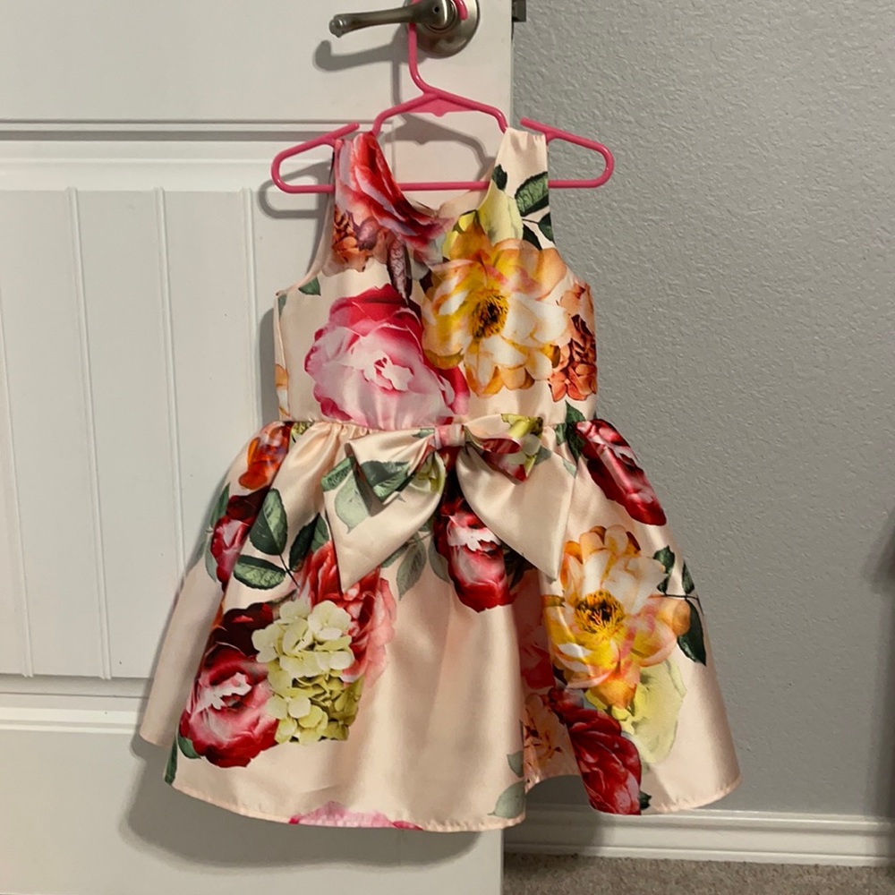 Zunie size 6 little girls floral dress